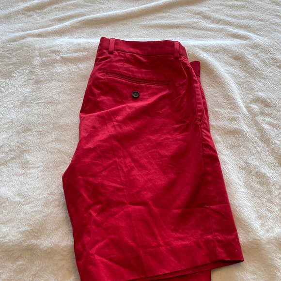Mens Red Shorts H&M. Size 32R. - Picture 3 of 3